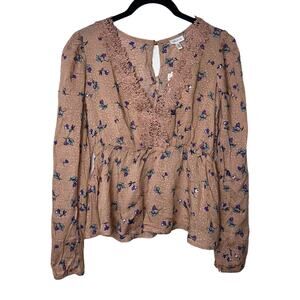 NWT Self Esteem peplum long-sleeved Top floral women’s size XS tan